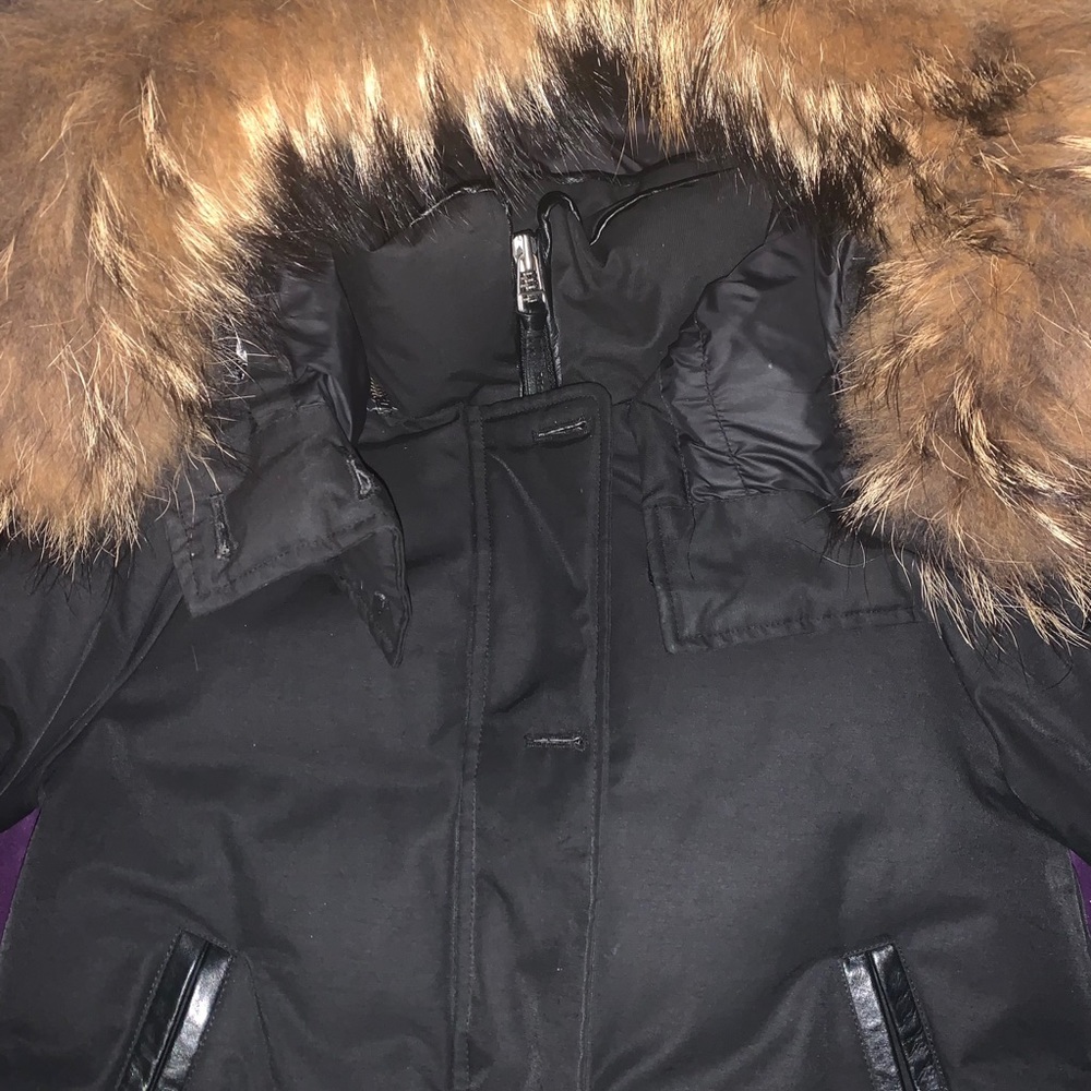 SOLD ON Ⓜ️Mackage black